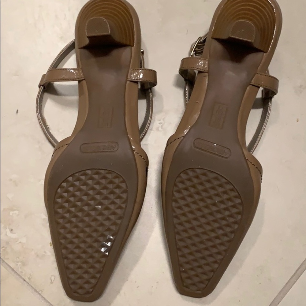 Heels - Picture 3 of 5